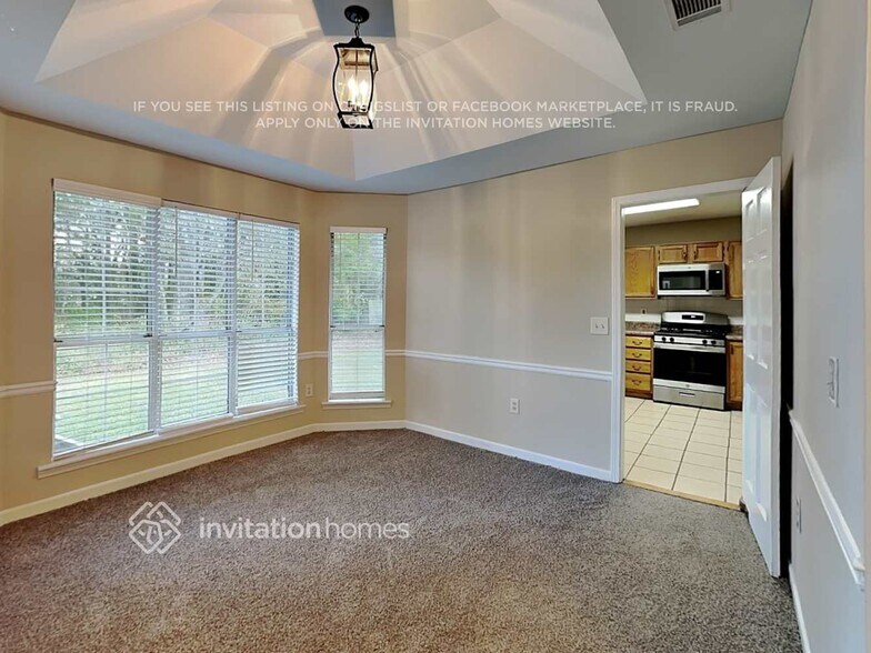 Building Photo - 3508 Tiffany Dr SE