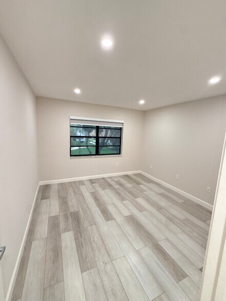 Building Photo - 8261 SW 128th St