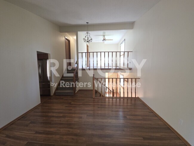 Building Photo - 15536 Garfield Cir