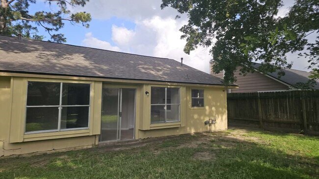 Building Photo - 12311 Kings Chase Dr