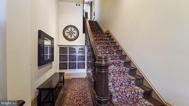 Building Photo - 22 N Main St