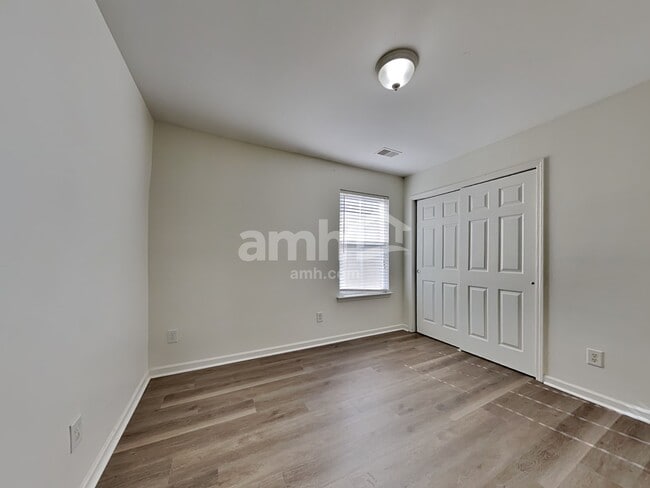 Building Photo - 421 Chemistry Cir