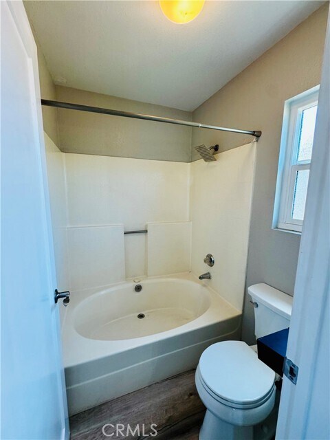 Building Photo - 39780 Oak Cliff Dr