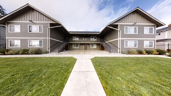 Chandler Apartments - 3318 S Chandler St