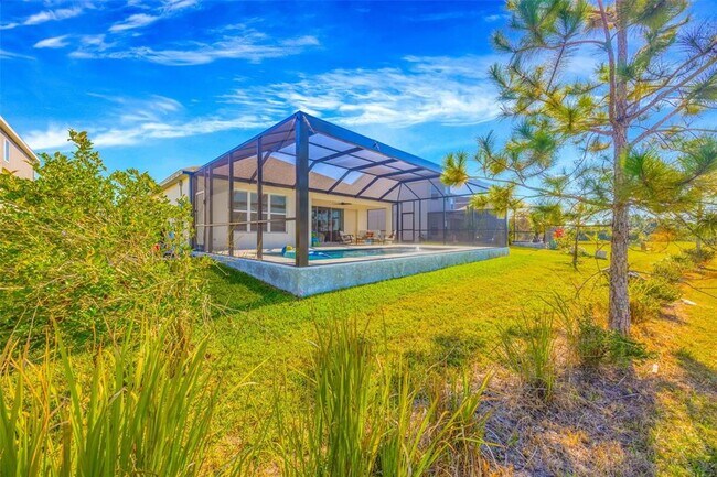 Building Photo - 33995 Astoria Cir