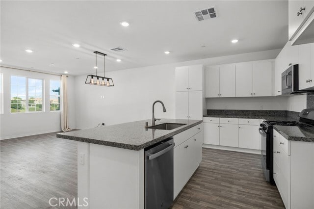 Building Photo - 15928 Lasselle St