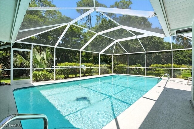 Building Photo - 5891 Golden Oaks Ln