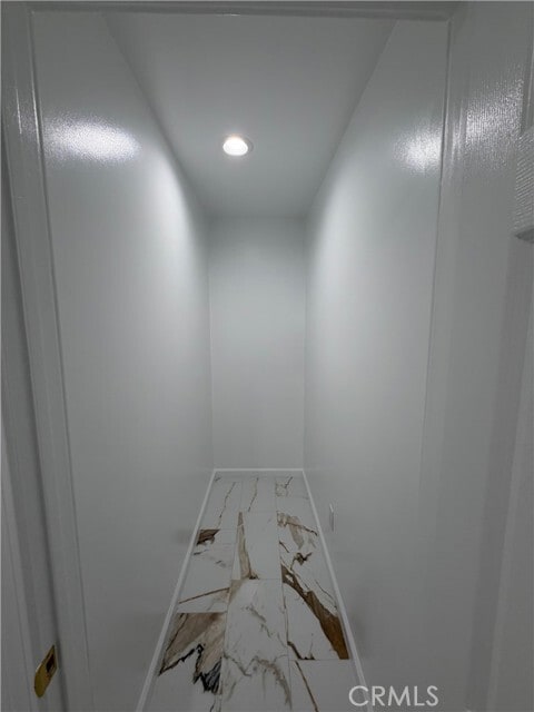 Building Photo - 7476 Brookside