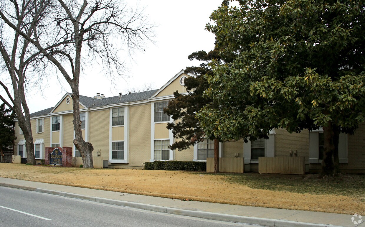 Brookside Gardens Tulsa Ok Apartment Finder