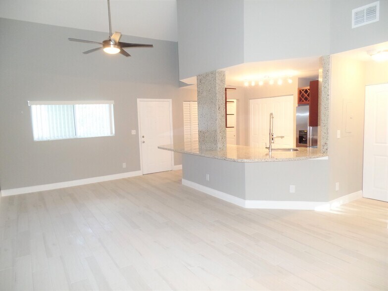 Primary Photo - 3417 NW 44th St