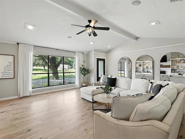 Building Photo - 16485 Red Wood Cir N