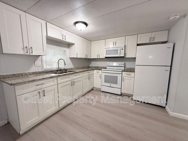 Building Photo - 6956 Attica Ln