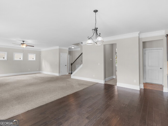 Building Photo - 185 Regency Pl