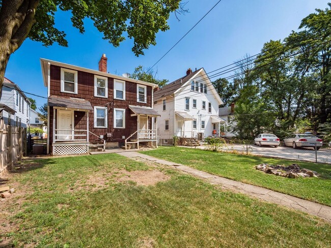 Building Photo - 89 E Patterson Ave