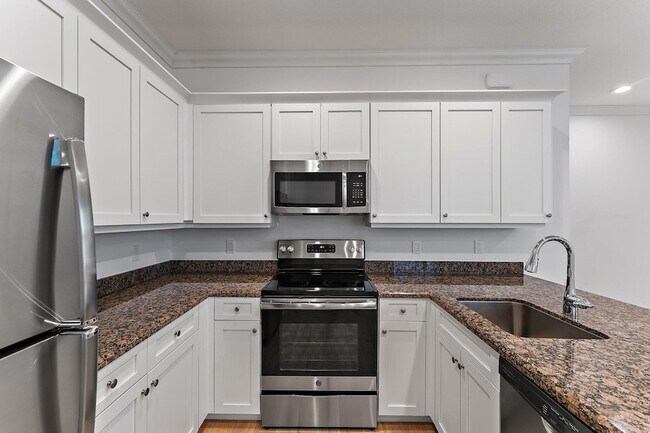 Building Photo - 4084 Faraday Wy