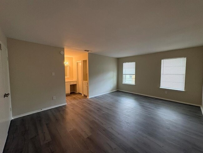 Building Photo - 2524 Chaparral Trail