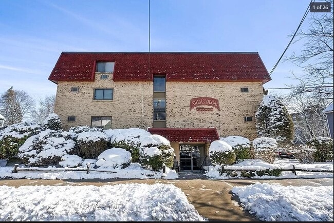 Building Photo - 43-51 Albion Unit A1