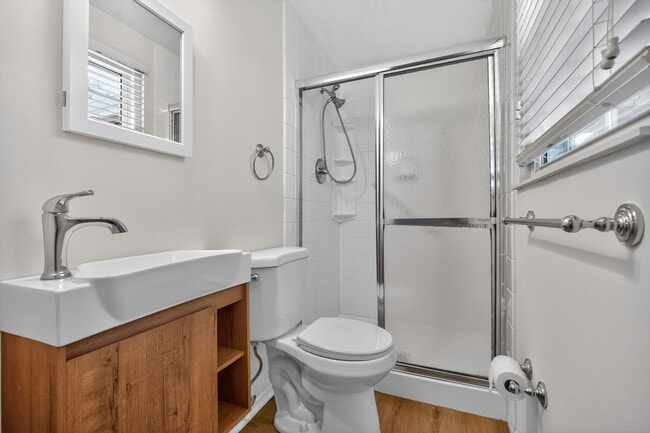 Building Photo - 2806 Logway Rd