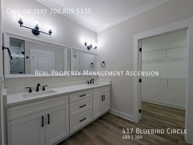 Building Photo - 417 Blue Bird Cir
