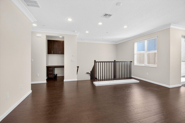 Building Photo - 4920 NW 15th Ave