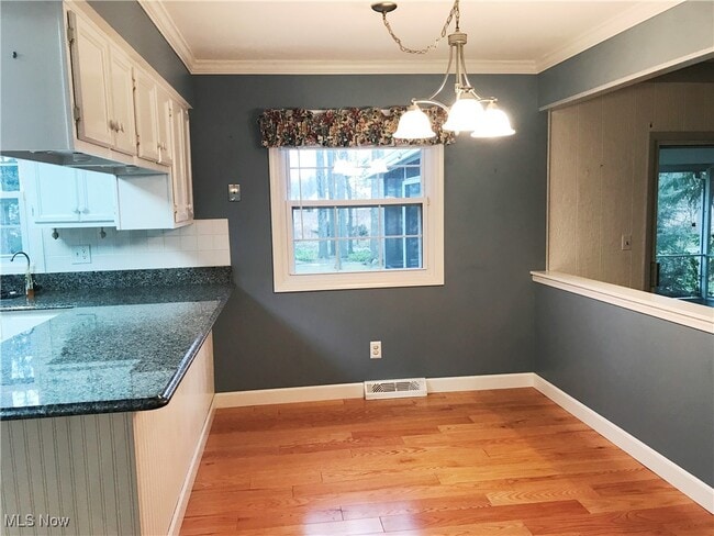 Building Photo - 33403 Cromwell Dr