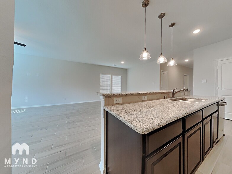 Building Photo - 13217 Villa Sola Dr