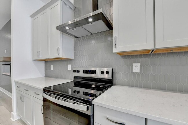 Building Photo - 503 Motivation Cir NW