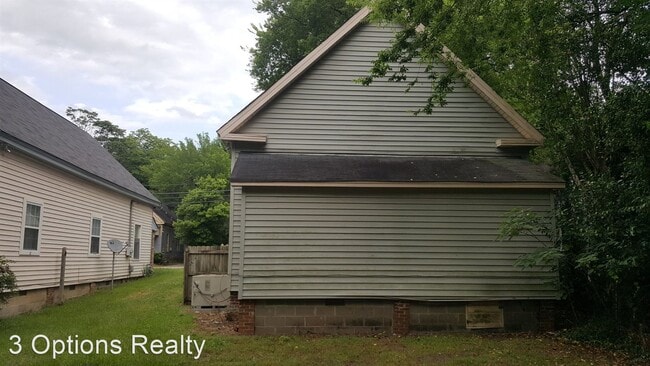 Building Photo - 3 br, 2 bath House - 2363 Second Street