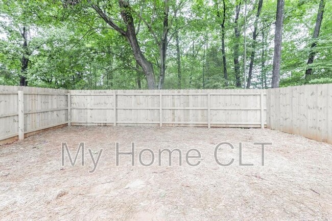 Building Photo - 4325 Perkins Rd