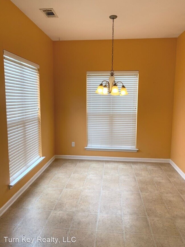 Building Photo - 3 br, 2 bath House - 5769 Princess Boulevard