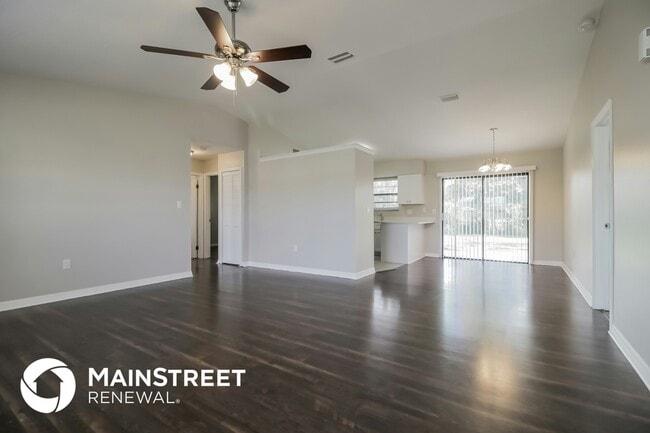 Building Photo - 6090 Alden Ave