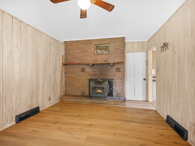 Building Photo - 3383 Ave F