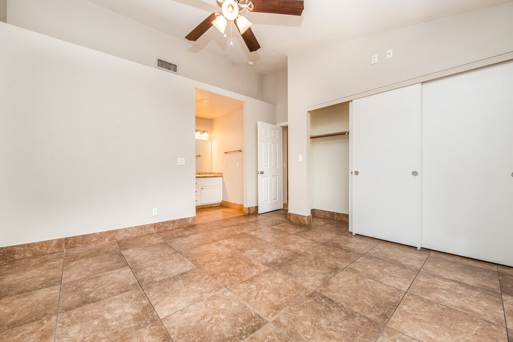 Building Photo - 1532 Helen Belle Dr