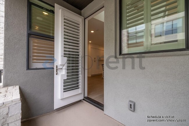 Building Photo - 11048 Luminate Dr