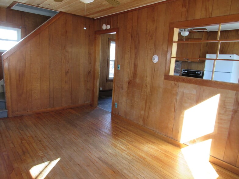 Building Photo - 117 Congress St