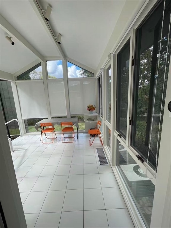 Building Photo - 32 Countryside Rd