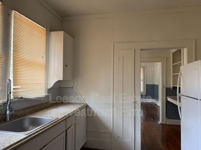 Building Photo - 2803 Frederick St