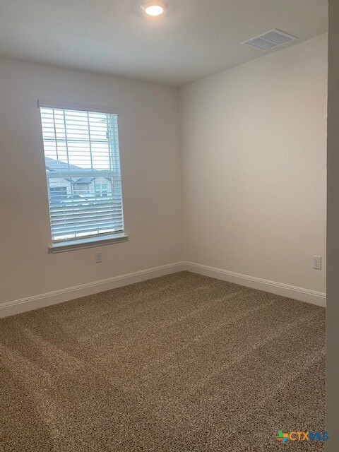 Building Photo - 540 Tekoa Dr