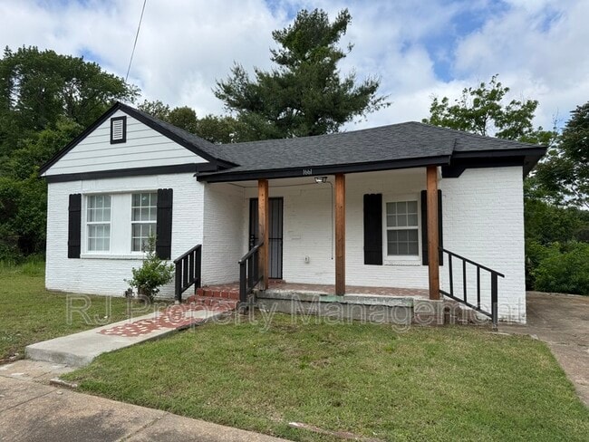 Primary Photo - 1661 Patton St