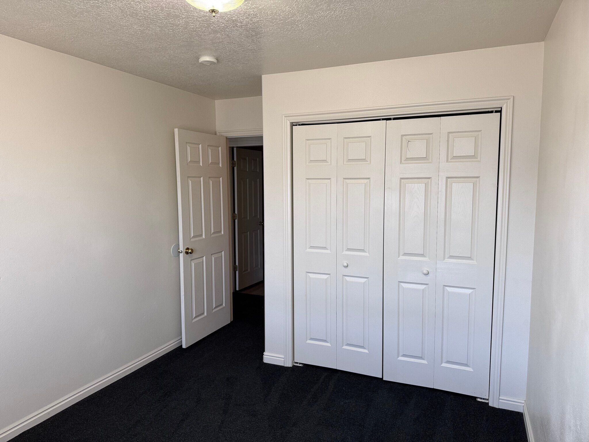 Building Photo - 2475 W 450 N