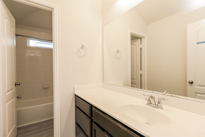 Building Photo - 40538 Berylline Ln.