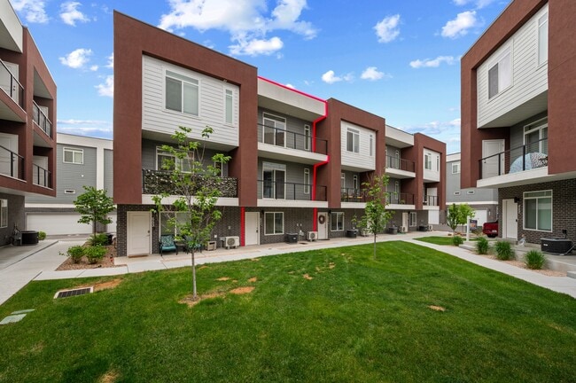 Building Photo - 651 S 450 E