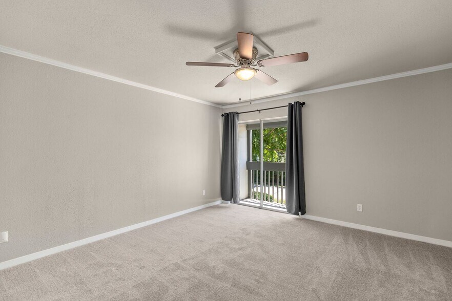 Building Photo - 5094 Glenmont Dr