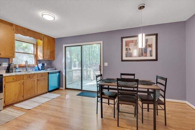 Building Photo - 4423 American Dr