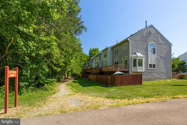Building Photo - 6248 Levi Ct
