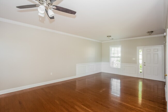 Building Photo - 1004 Semmes Ln