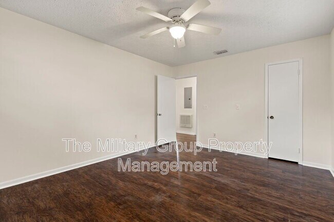 Building Photo - 5615 Atlee Ave