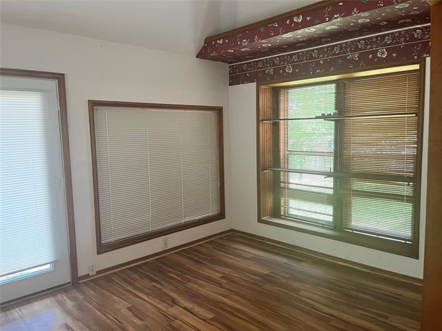Building Photo - 7640 Grassland Dr