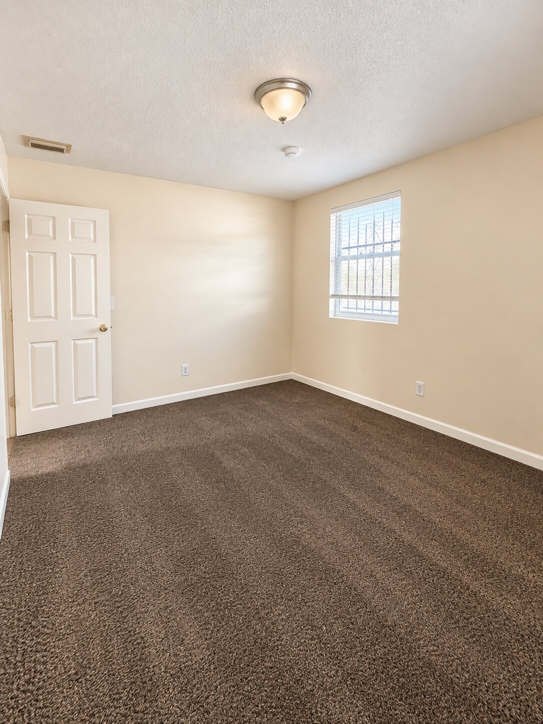Bedroom 2 - 2730 Hamilton Cir