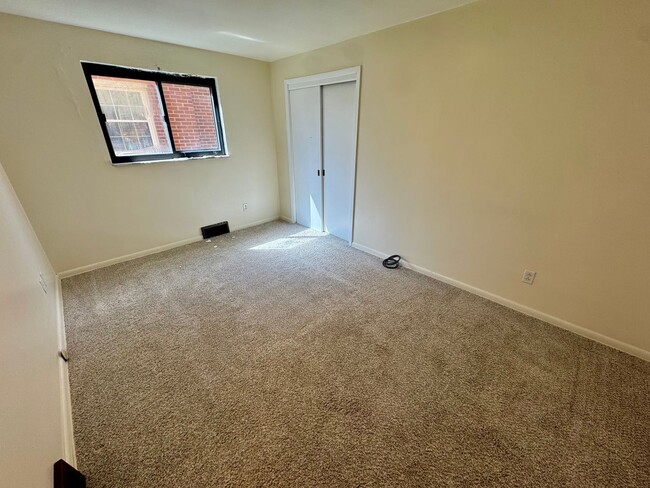 Building Photo - 229-231 Marylea Avenue (LO)